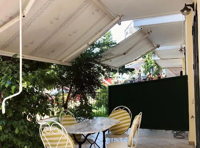 The Filoxenia Apartments,