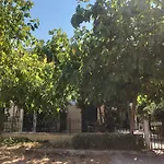 The Filoxenia Apartments, * Nikiana