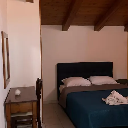 The Filoxenia Apartments, * Nikiana