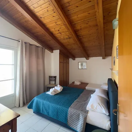 Daire The Filoxenia Apartments, Nikiana