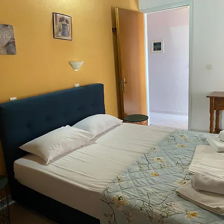 The Filoxenia Apartments, * Nikiana
