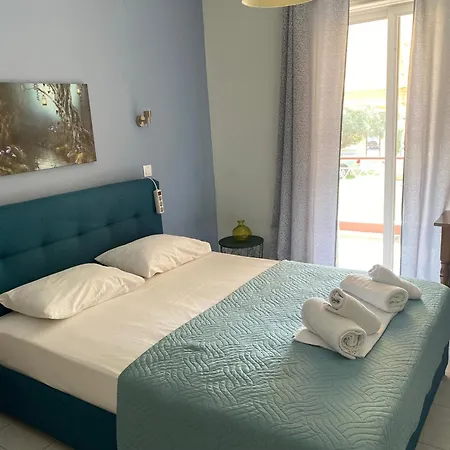 Daire The Filoxenia Apartments, Nikiana